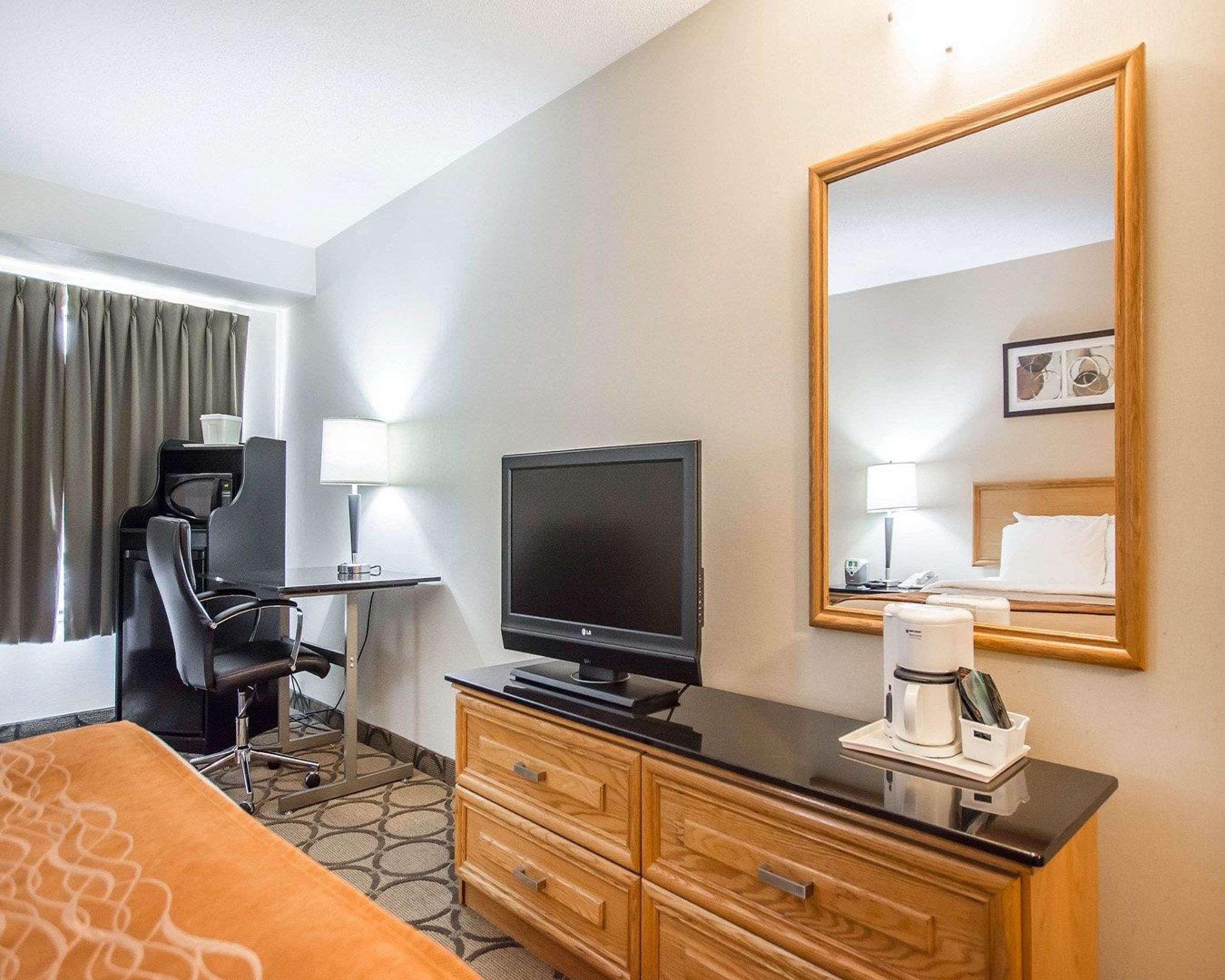 Comfort Inn East Moncton Exterior foto